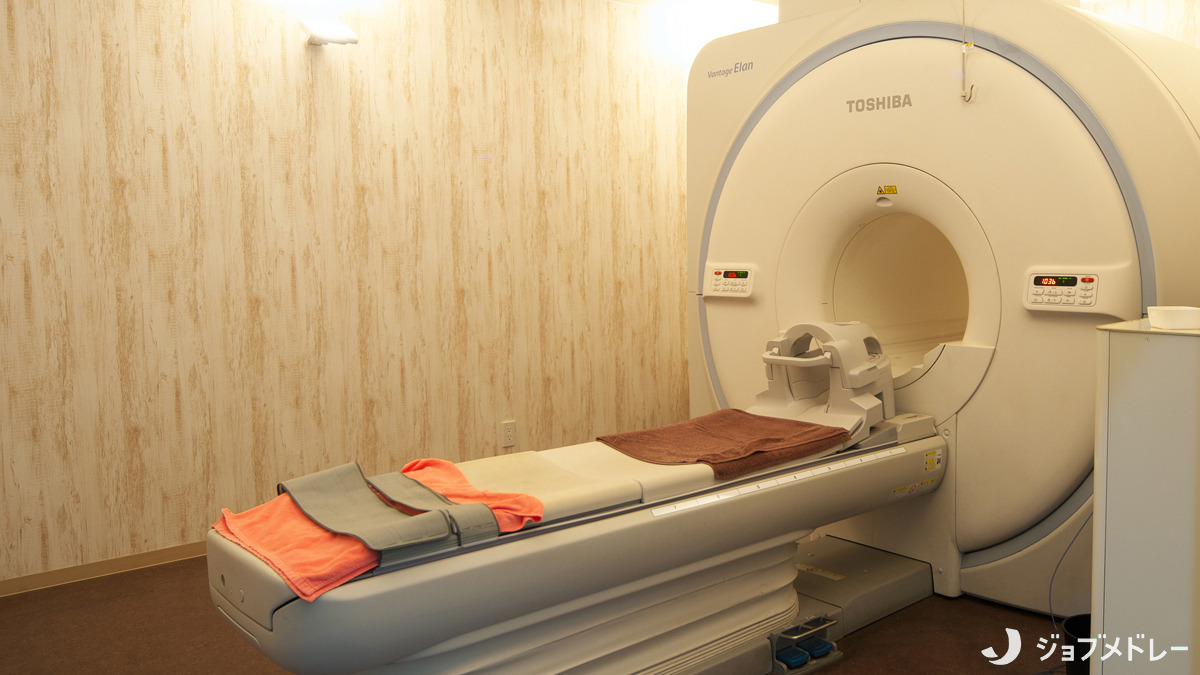 勝川脳神経クリニック（医療事務/受付の求人）の写真8枚目：東芝製 MRI「Elan」を導入しています