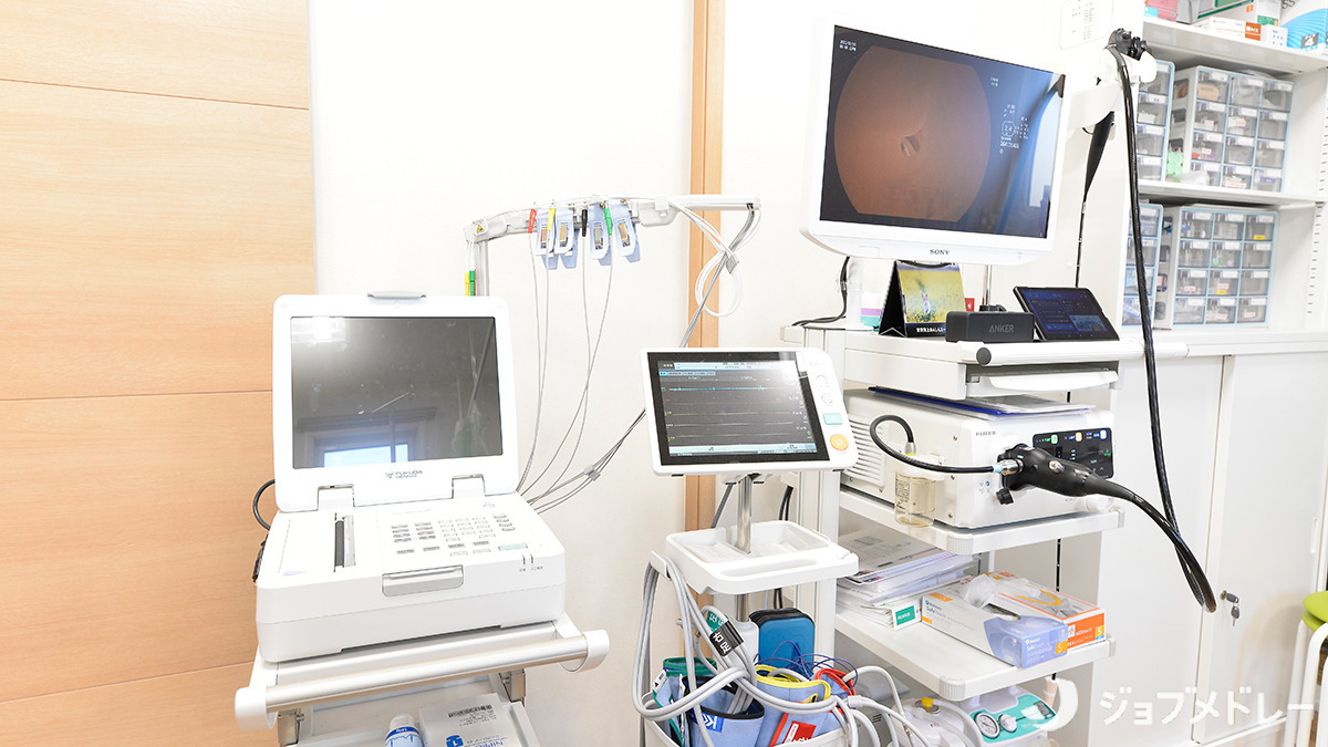 やまもとホームクリニックの写真4枚目：様々な機器を完備した診療所です