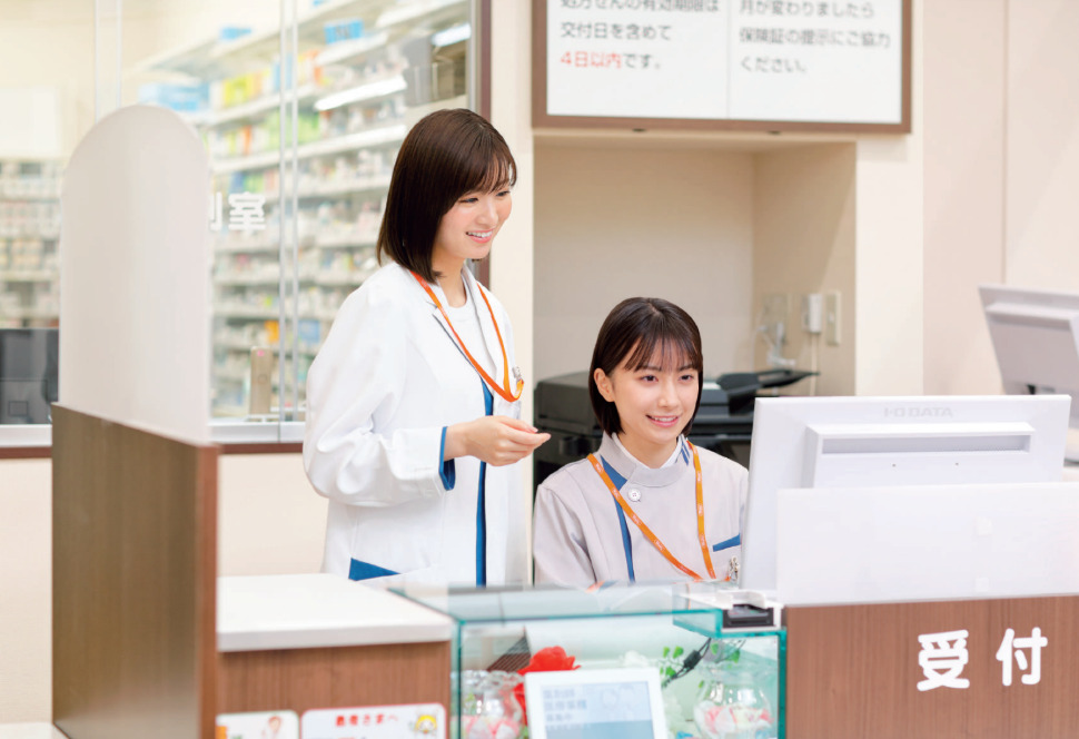 クスリのアオキ　中川栄薬局の写真1枚目：