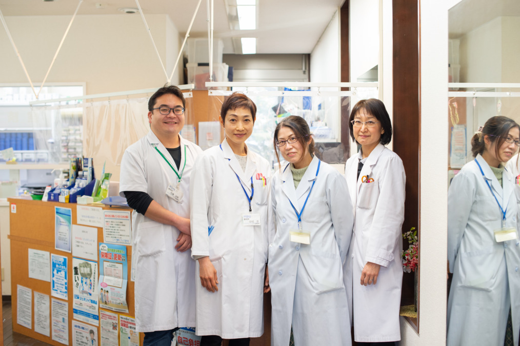 ニイナ薬局 イチョウ並木店（薬剤師の求人）の写真4枚目：在宅医療に参加して地域貢献しよう。