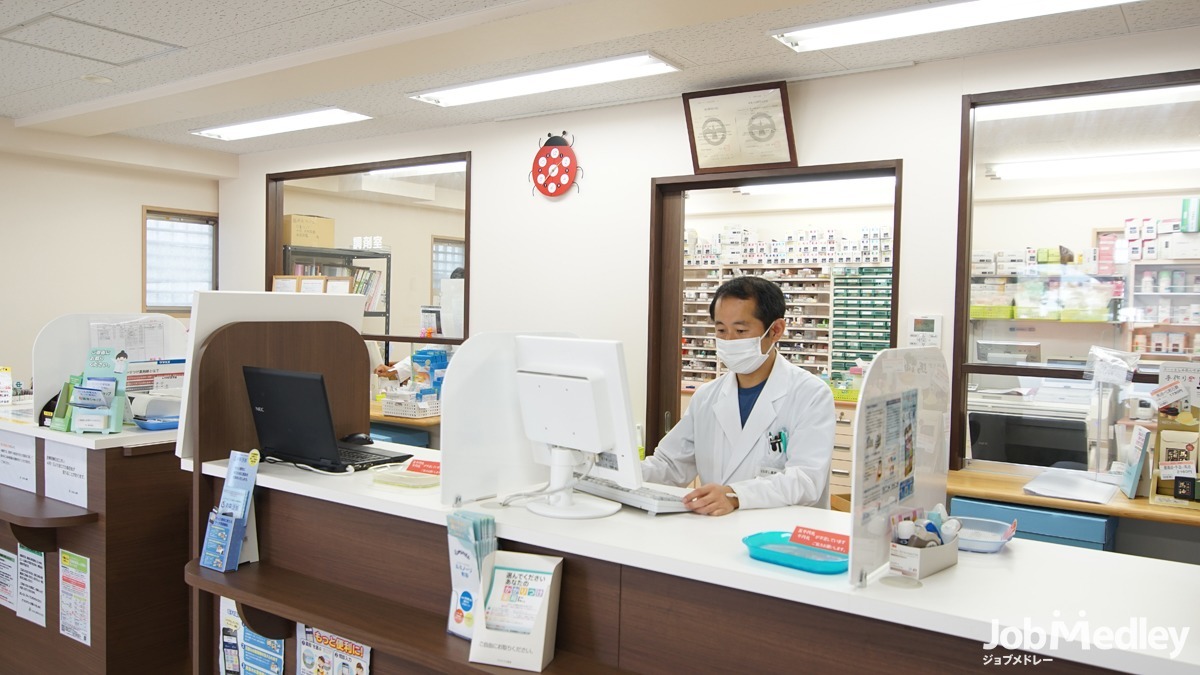 ななほし薬局町田木曽店の写真2枚目：学べる環境が整っています