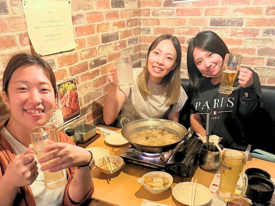 Link 札幌中央支店【2025年09月01日オープン】（介護職/ヘルパーの求人）の写真2枚目：スタッフはみんな仲良し♪
ご飯会や忘年会なども開催☆
強制ではないのでご安心を！