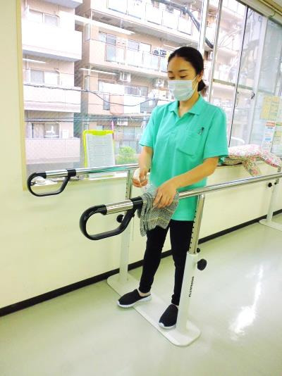 東京リハビリセンター（介護職/ヘルパーの求人）の写真8枚目：清掃・消毒も念入りに