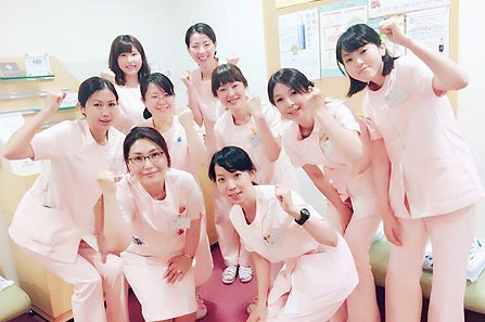 えいご皮フ科 三重こもの院(こもの皮膚科クリニック)(看護師/准看護師の求人)の写真: