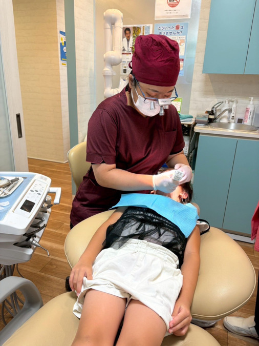 たまプラーザファミリー歯科（歯科衛生士の求人）の写真23枚目：小児の来院も多いのでワイワイした雰囲気です！