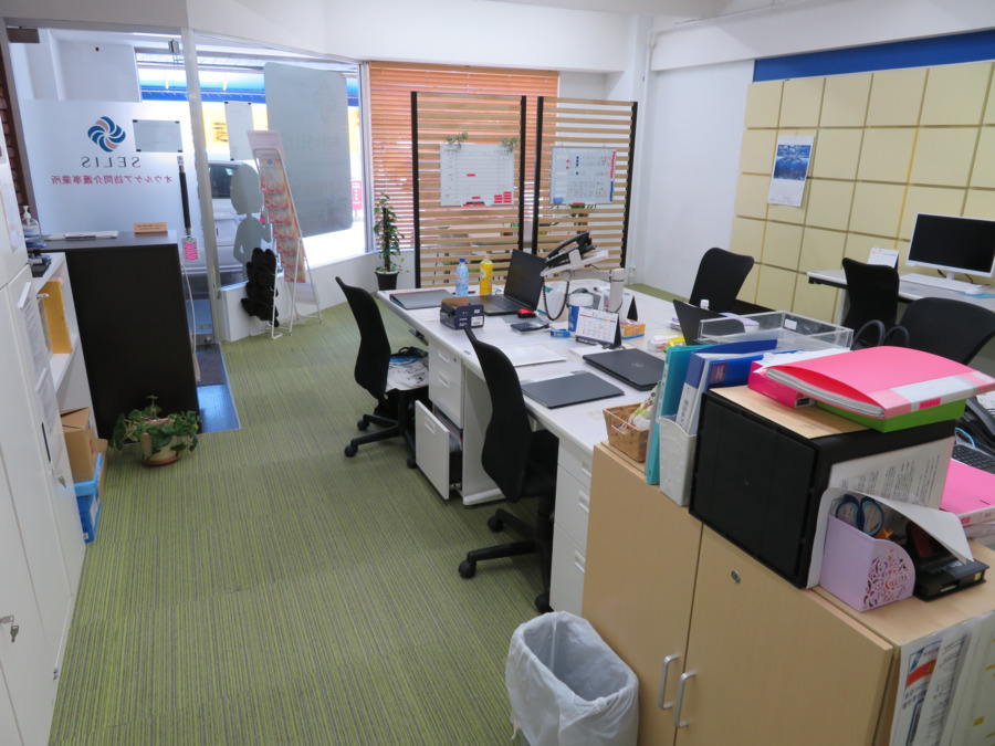 株式会社セリス　本部（一般事務/管理部門の求人）の写真2枚目：