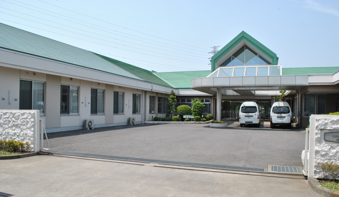 地域密着型特別養護老人ホーム幸寿苑（介護職/ヘルパーの求人）の写真1枚目：