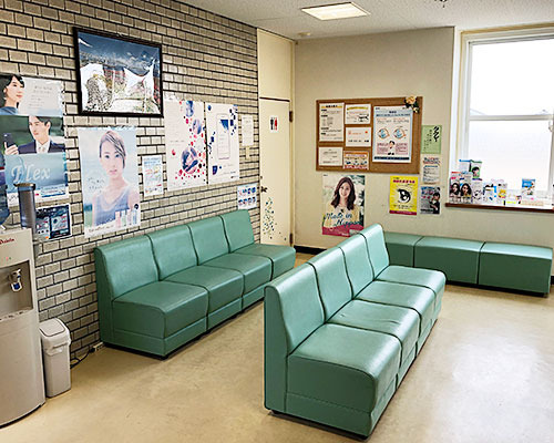 浜田眼科医院の写真3枚目：診察から手術まですべて院長がおこなうのが当院の特徴です