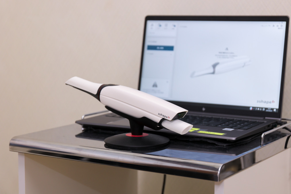 長野フォレスト歯科(歯科医師の求人)の写真3枚目:光学式スキャナ