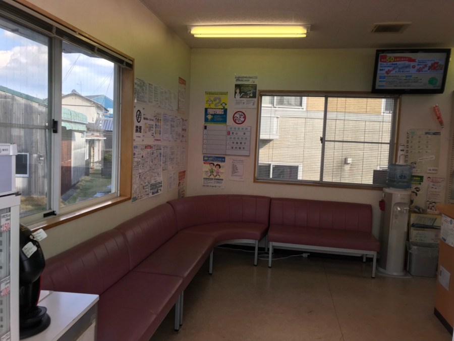 エール薬局 土佐道路店の写真3枚目：