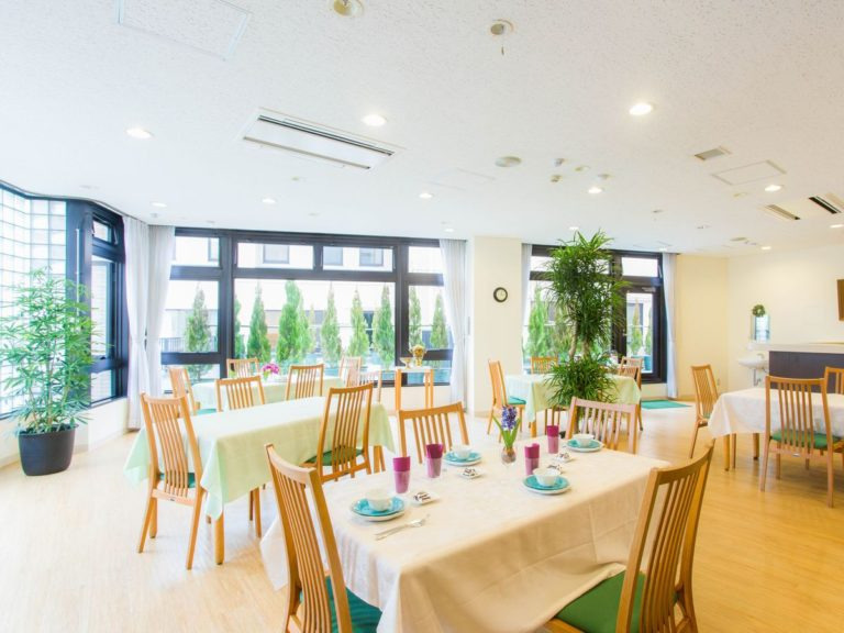 介護付有料老人ホーム　クロスハート湘南台二番館（介護職/ヘルパーの求人）の写真2枚目：