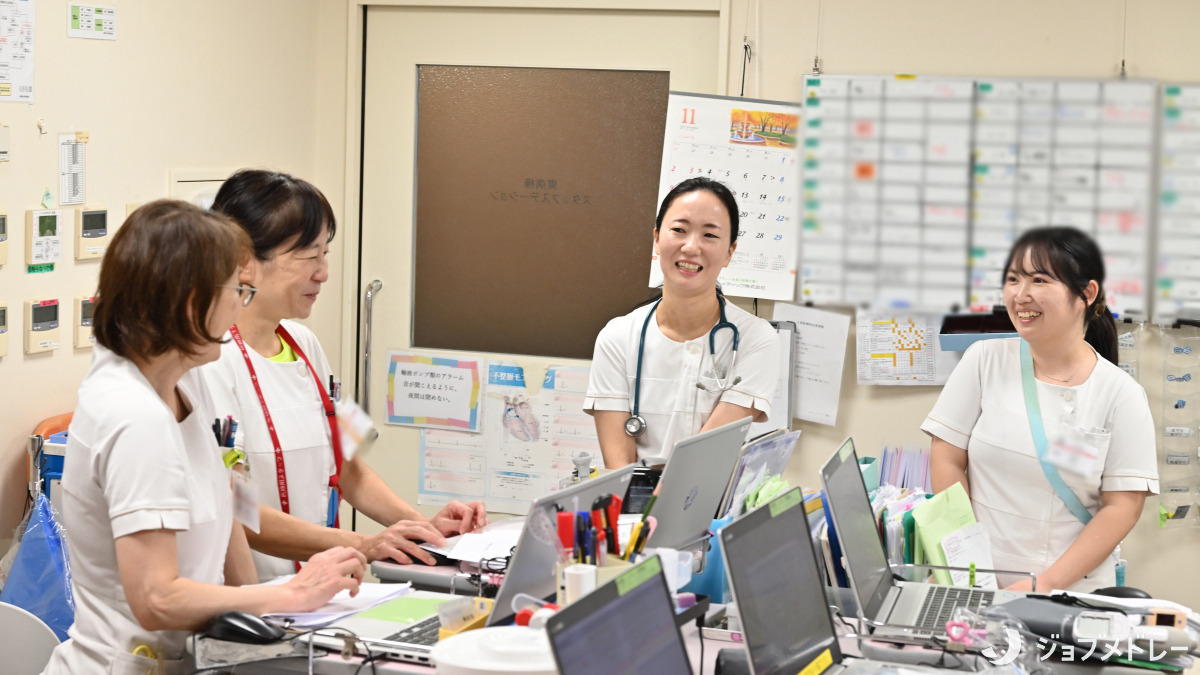 平和病院（医療事務/受付の求人）の写真23枚目：スタッフステーションの様子です