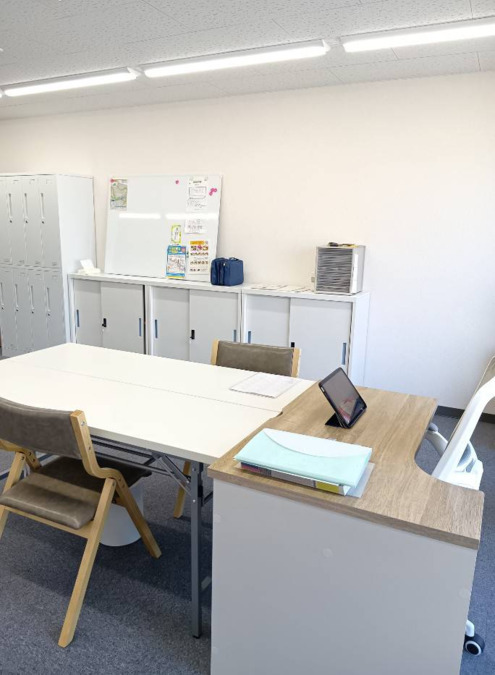テラス横浜 訪問看護ステーション【2025年02月01日オープン】（看護師/准看護師の求人）の写真3枚目：清潔感のあるワークスペース