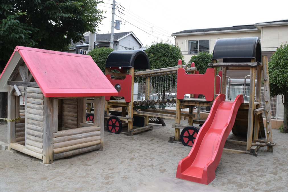 新倉幼稚園（幼稚園教諭の求人）の写真3枚目：