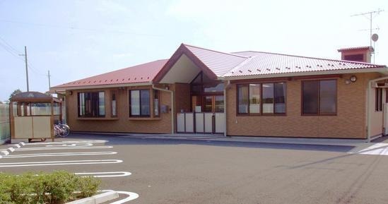 むさしの保育園の写真1枚目：むさしの保育園の外観です。
