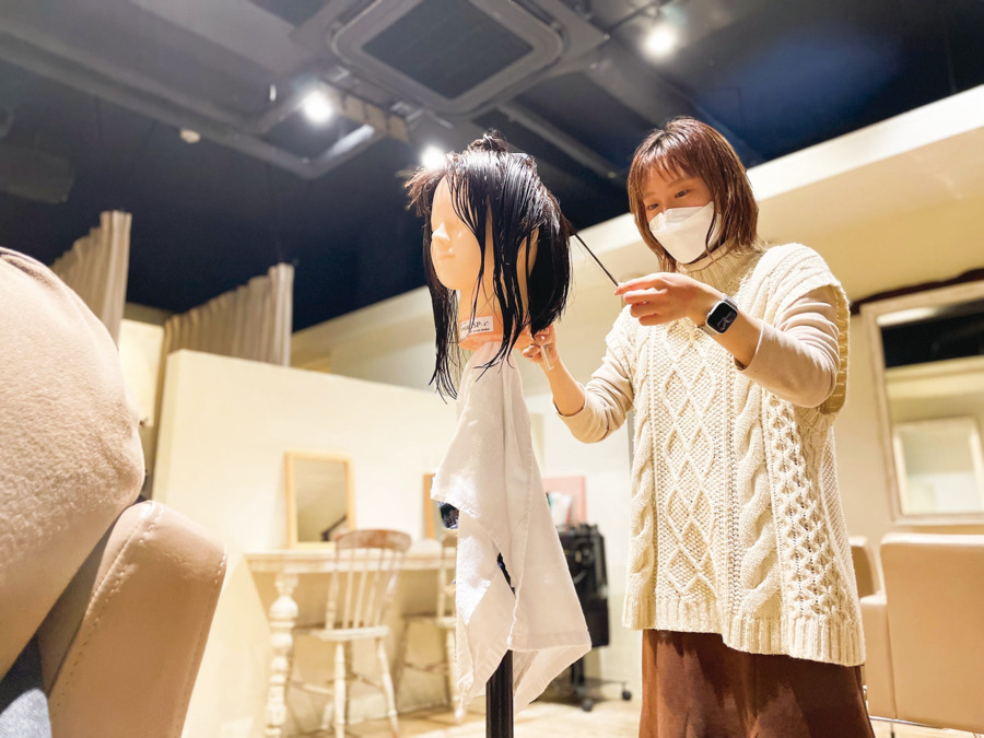 knack UMEDAの写真6枚目：
