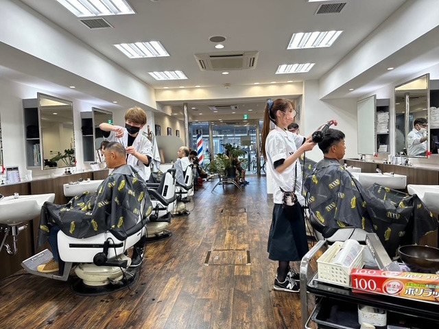 barber shop MCM itami（理容師の求人）の写真3枚目：
