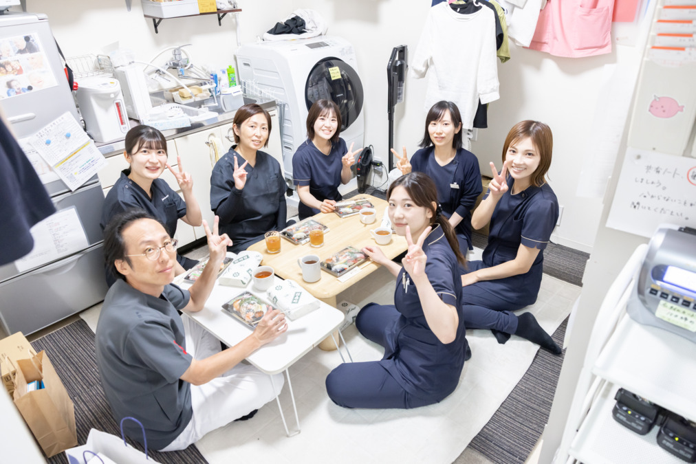 どい歯科クリニック（歯科医師の求人）の写真19枚目：協力し合える仲間と、一緒に働けるのを楽しみにしています