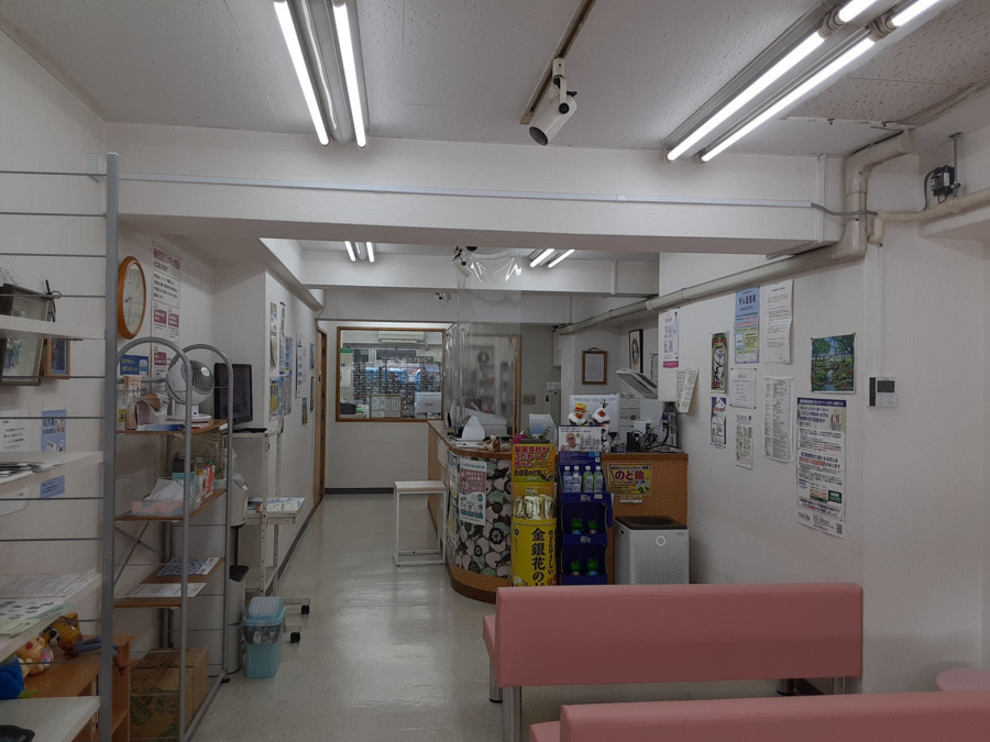 いるか薬局 本店（薬剤師の求人）の写真2枚目：いるか薬局 本店の内観