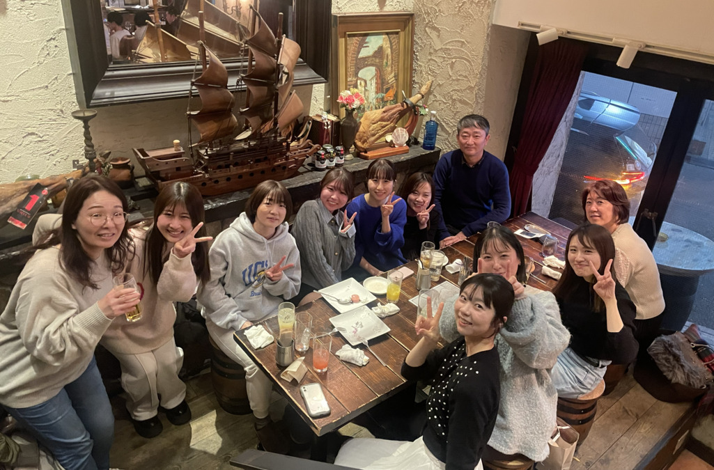 ファミリア歯科矯正の写真5枚目:歓送迎会・忘年会・暑気払い、いつも盛り上がります