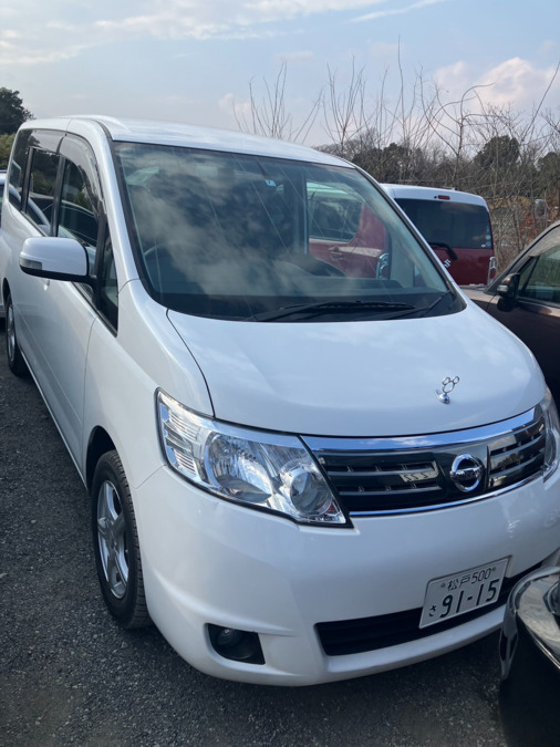 はるのトレーニングセンター（介護タクシー/ドライバーの求人）の写真4枚目：送迎車両はセレナサイズですので、大型車両の運転はありません。