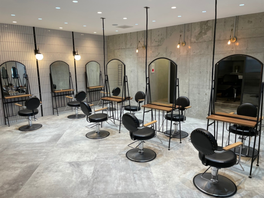La fith hair grand 金山店の写真2枚目：