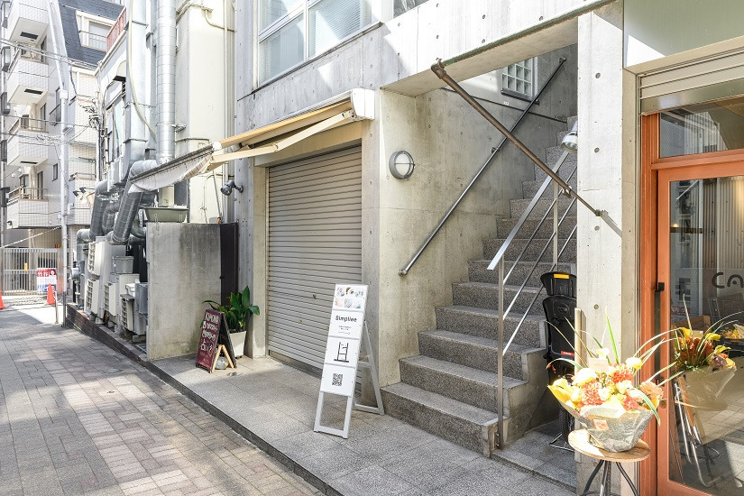 Simpliee NAIL EYE下北沢店の写真2枚目：