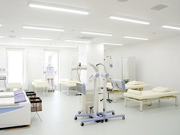 しのだ整形外科・皮膚科（医療事務/受付の求人）の写真3枚目：