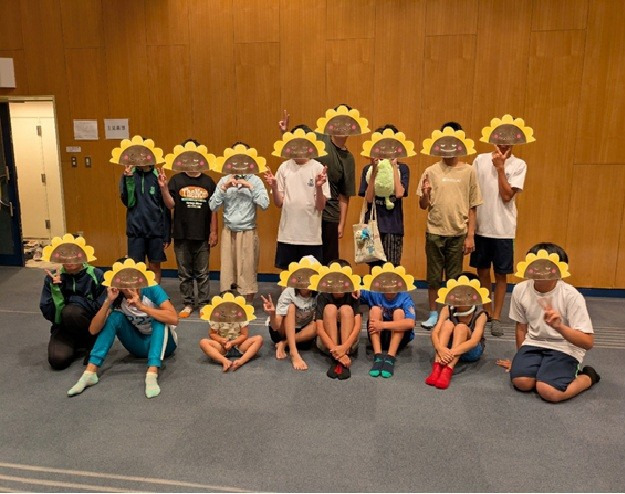 放課後等デイサービス ひまわり近江堂（保育士の求人）の写真7枚目：地域の中学生さんとの交流会