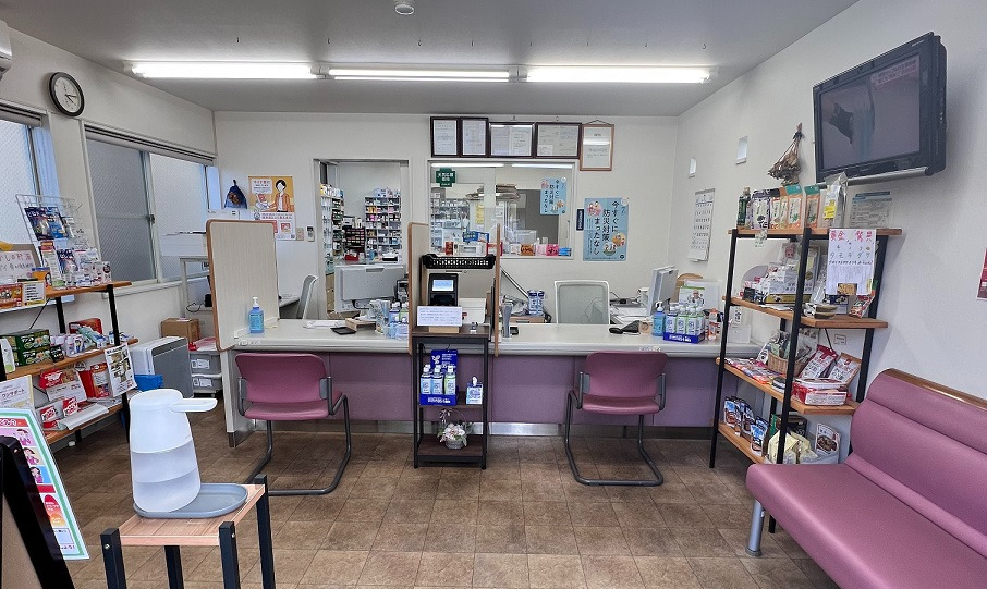 みなと薬局円山店（調剤事務の求人）の写真2枚目：お店は清潔さと、活気を大事にしています。