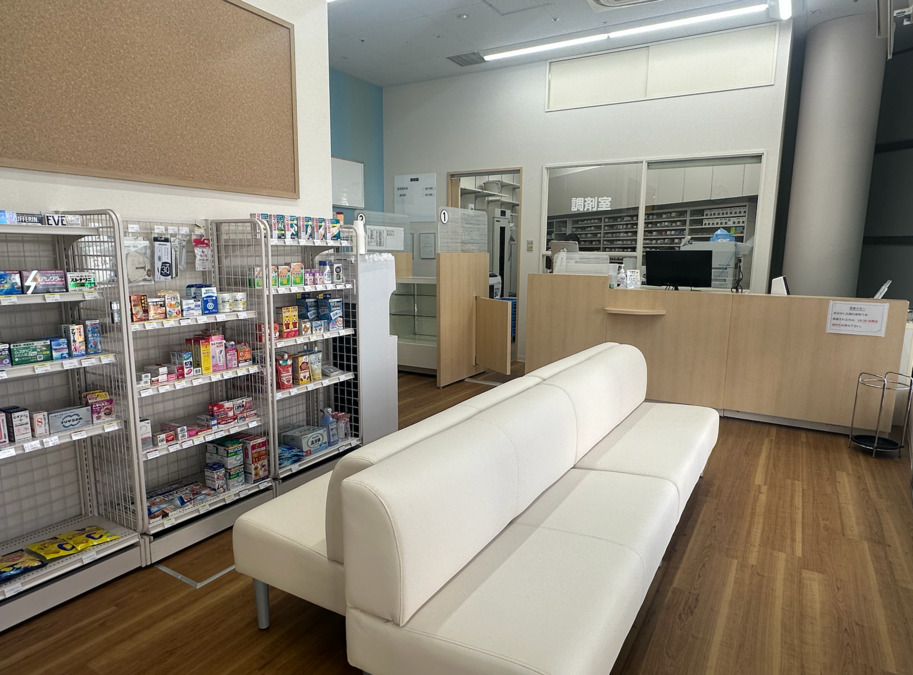 れいわ薬局 三軒茶屋店【2025年08月01日オープン】（調剤事務の求人）の写真2枚目：
