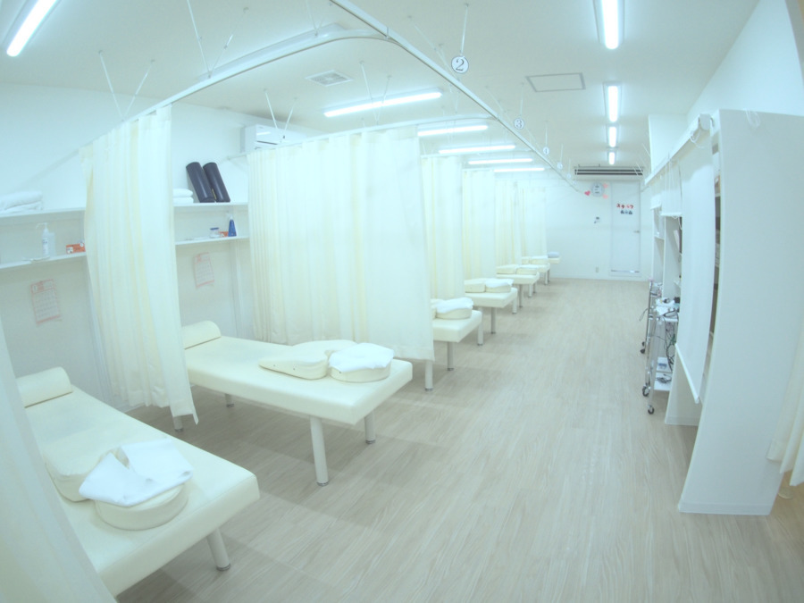 クレアーレはり・きゅう整骨院 重留店(鍼灸師の求人)の写真:室内は換気はもちろん空気清浄機等のコロナ対応も心掛けています。