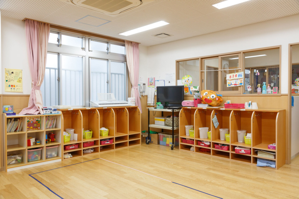認定こども園安芸幼稚園の写真2枚目：3歳未満児の保育室例