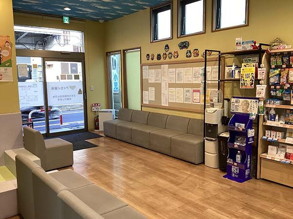 株式会社アイセイ薬局　アイセイ薬局　水戸南町店（薬剤師の求人）の写真2枚目：アイセイ薬局　水戸南町店の内観