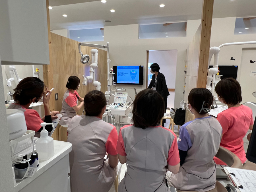 菊池歯科医院（歯科衛生士の求人）の写真11枚目：勉強会