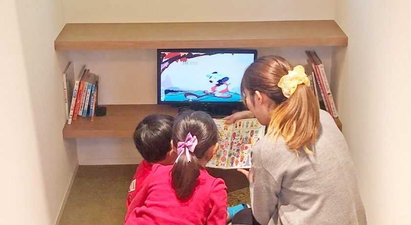 医療法人　裕揮会　くのう歯科医院（保育士の求人）の写真2枚目：お子様の一時預かり、キッズルームでの見守りをお願いします。