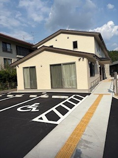 アドナイ・イルエ館の画像