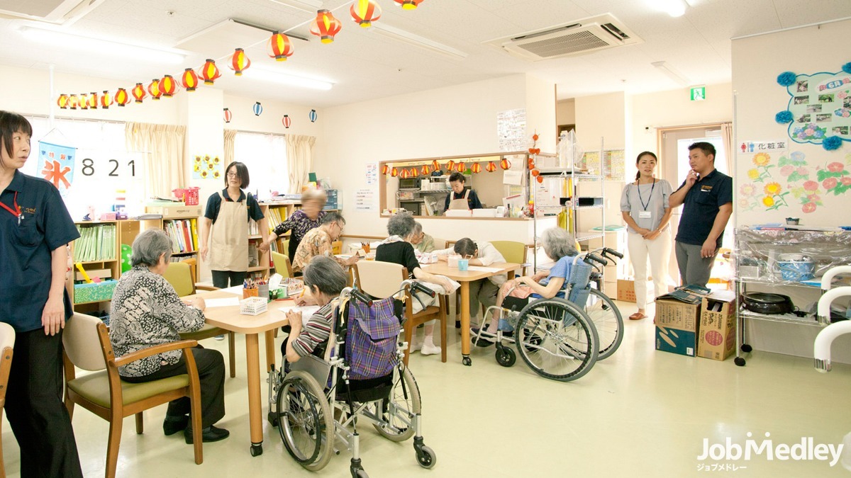 ヒューマンライフケア八王子の宿の写真4枚目：通いの方と一緒に、たくさんのイベントやレクリエーションに取り組みます。