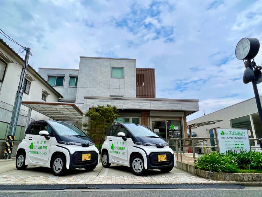 田崎医院(看護師/准看護師の求人)の写真2枚目:主に訪問に利用するのはミラ、c-potsなどの小型の自動車です。