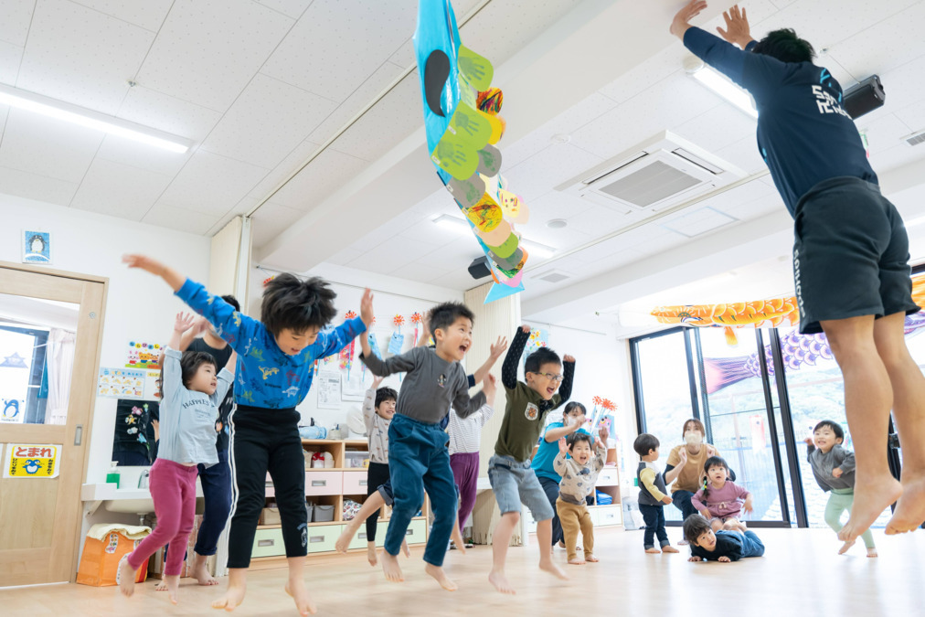 クレセール保育園（保育士の求人）の写真4枚目：体育教室（スポキッズ）の様子