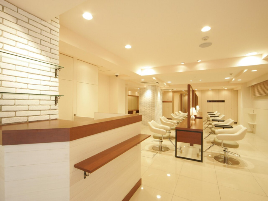 Green label 梅屋敷店(美容師の求人)の写真3枚目: