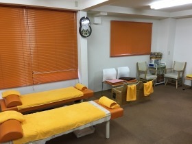 GENKINEXT足立梅島店の写真2枚目：