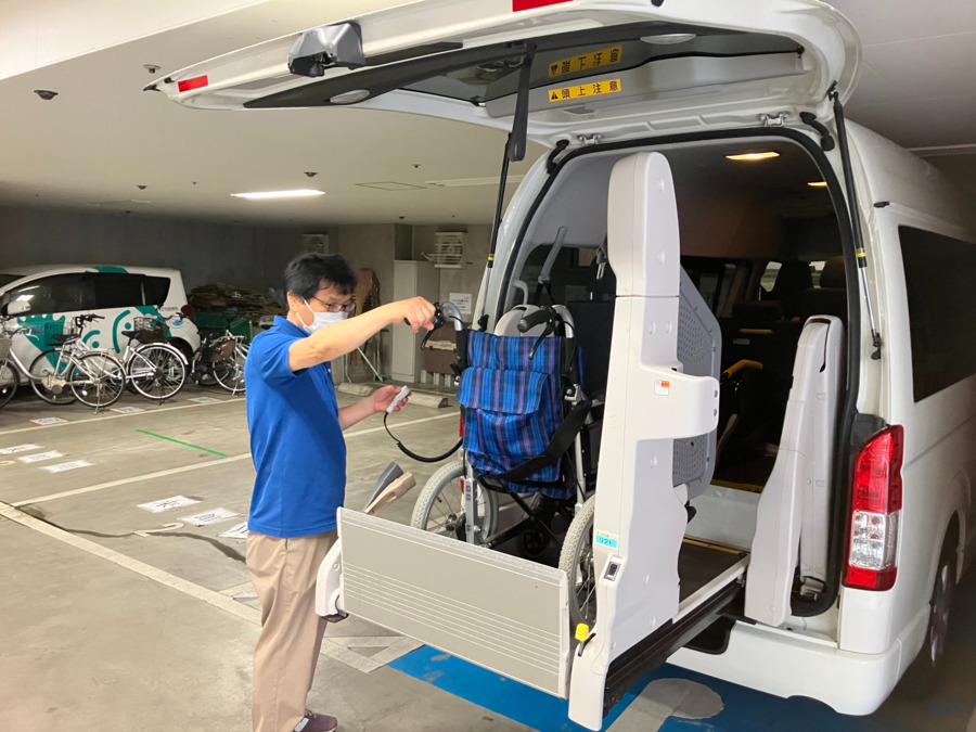 横浜市鶴見中央地域ケアプラザ（介護タクシー/ドライバーの求人）の写真2枚目：