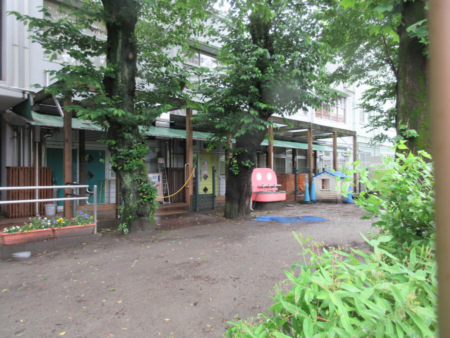 上用賀青い空保育園分園 森の家(保育士の求人)の写真2枚目: