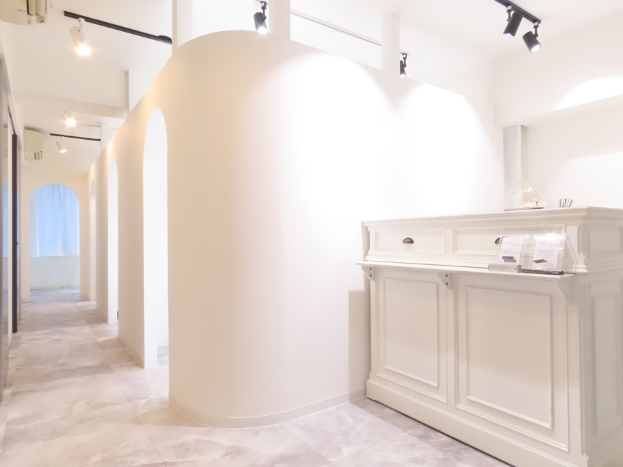 WHITE EYE 調布店の写真