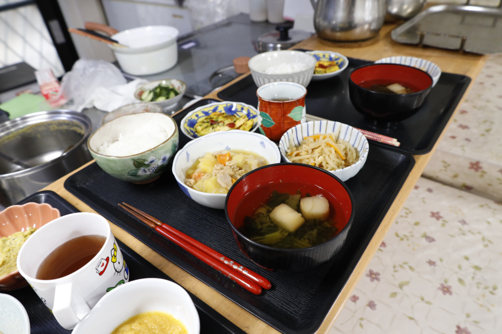マザーレイク湖の波の写真4枚目：調理担当職員の手作りの食事ですので、介護のお仕事に専念できます。