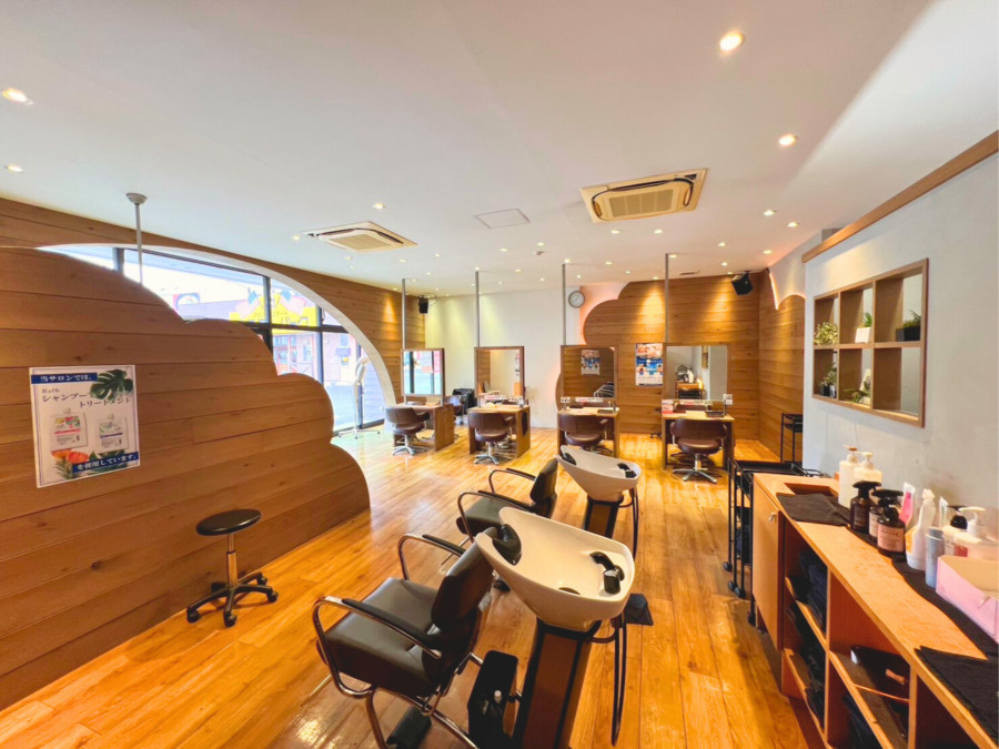 美容室RAFFI 高松勅使店の写真2枚目：