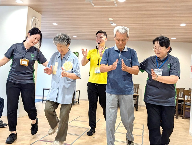 リハビリフィットネスゆずりは　南山田【2025年11月01日オープン予定】（看護師/准看護師の求人）の写真2枚目："一生歩ける力を身につける"ことで、いくつになってやりたいことが楽しめる身体に♪