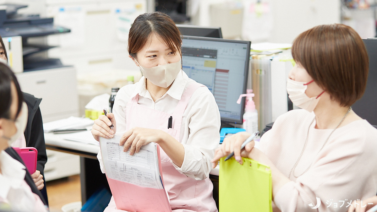 医療法人社団 圭恵会 すずらんクリニック（医療事務/受付の求人）の写真11枚目：職員同士の協力体制や関係性が良好です◎