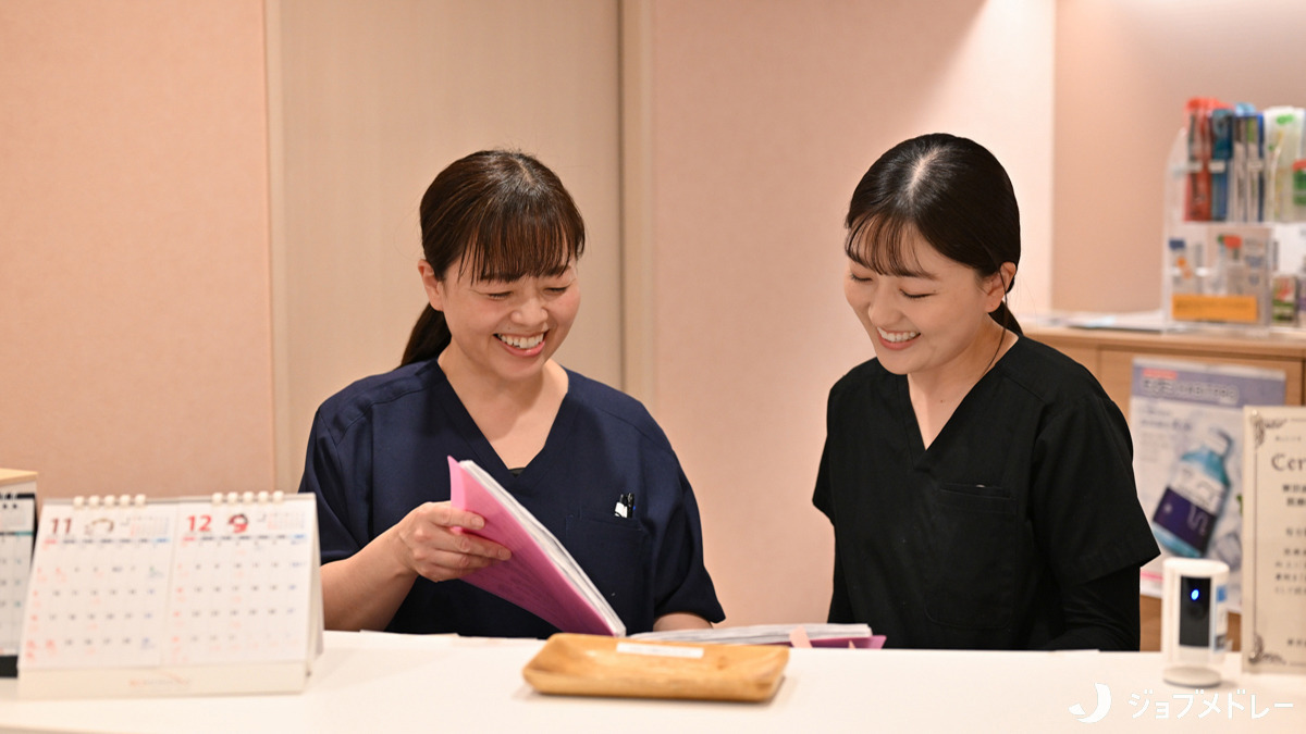 医)桜台駅前歯科クリニック(歯科医師の求人)の写真9枚目:受付の様子です